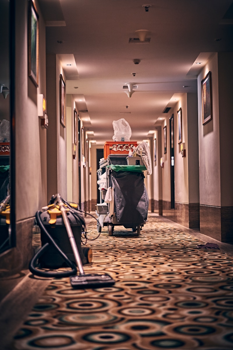 Photo by Ashwini Chaudhary(Monty) black and gray stroller on hallway
